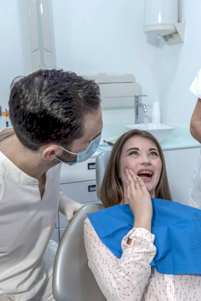 Best Emergency Root Canal Treatment in Schler Park, IL